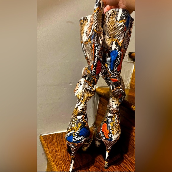 Snakeskin Heels Size 37 - Picture 3 of 4